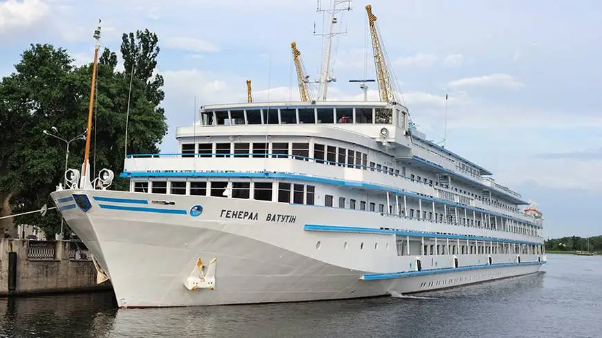 River-sea cruise ship 