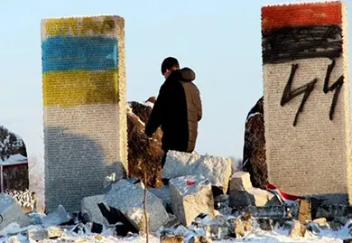 Украинцы в третий раз надругались и разрушили памятник жетрвам резни в Гуте Пеняцкой