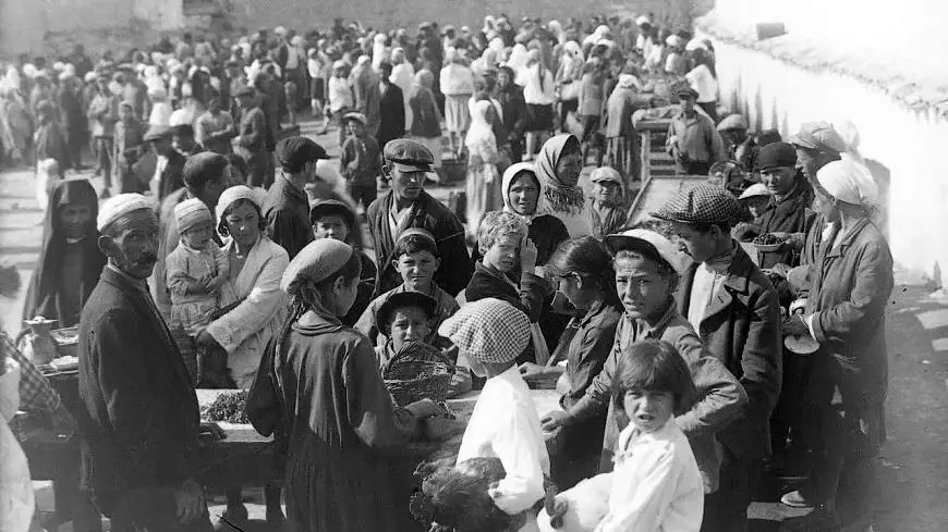 Crimean Tatars on the market in Uzbekistan, 1945