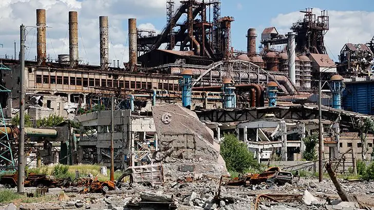 Мариуполь после боев