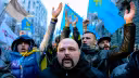 Кто не скачет, тот москаль – технология управления толпой